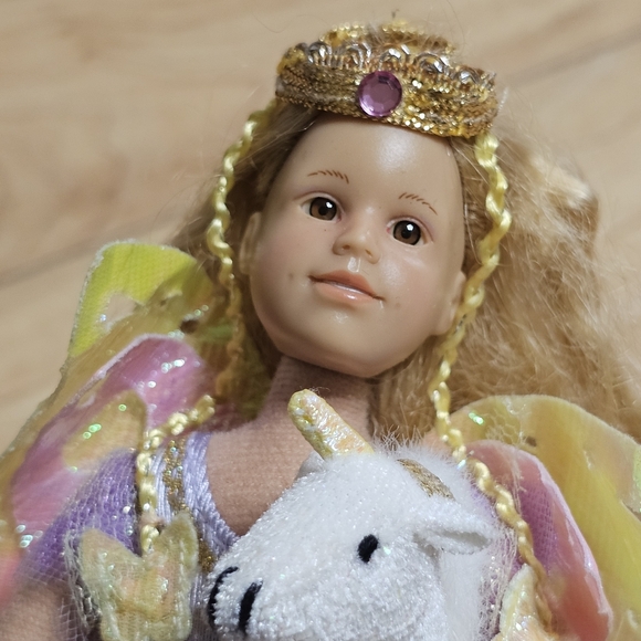 2 Only Hearts Club Dolls w Unicorn Brown Green Eyes Ballerina Princess 2004 Y2K - Picture 4 of 9